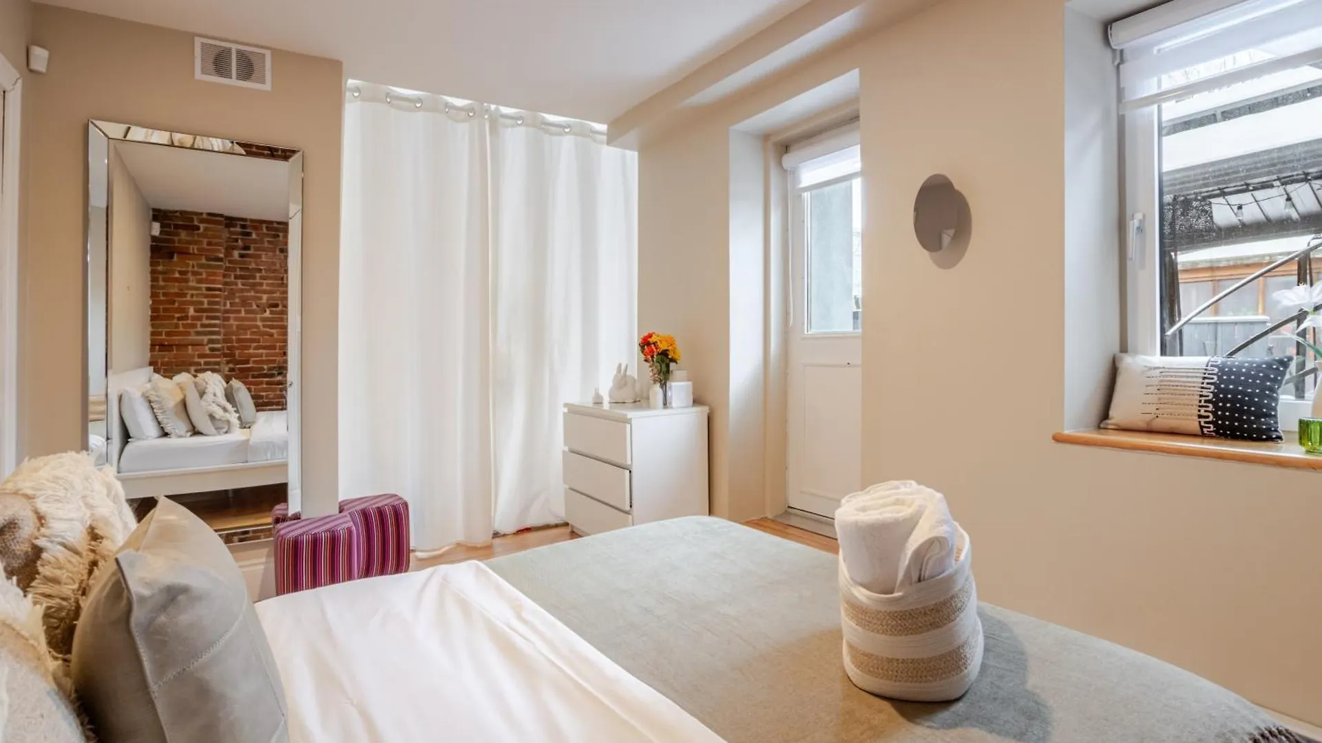 度假居 Downtown Retreat With Modern Comfort 蒙特利尔