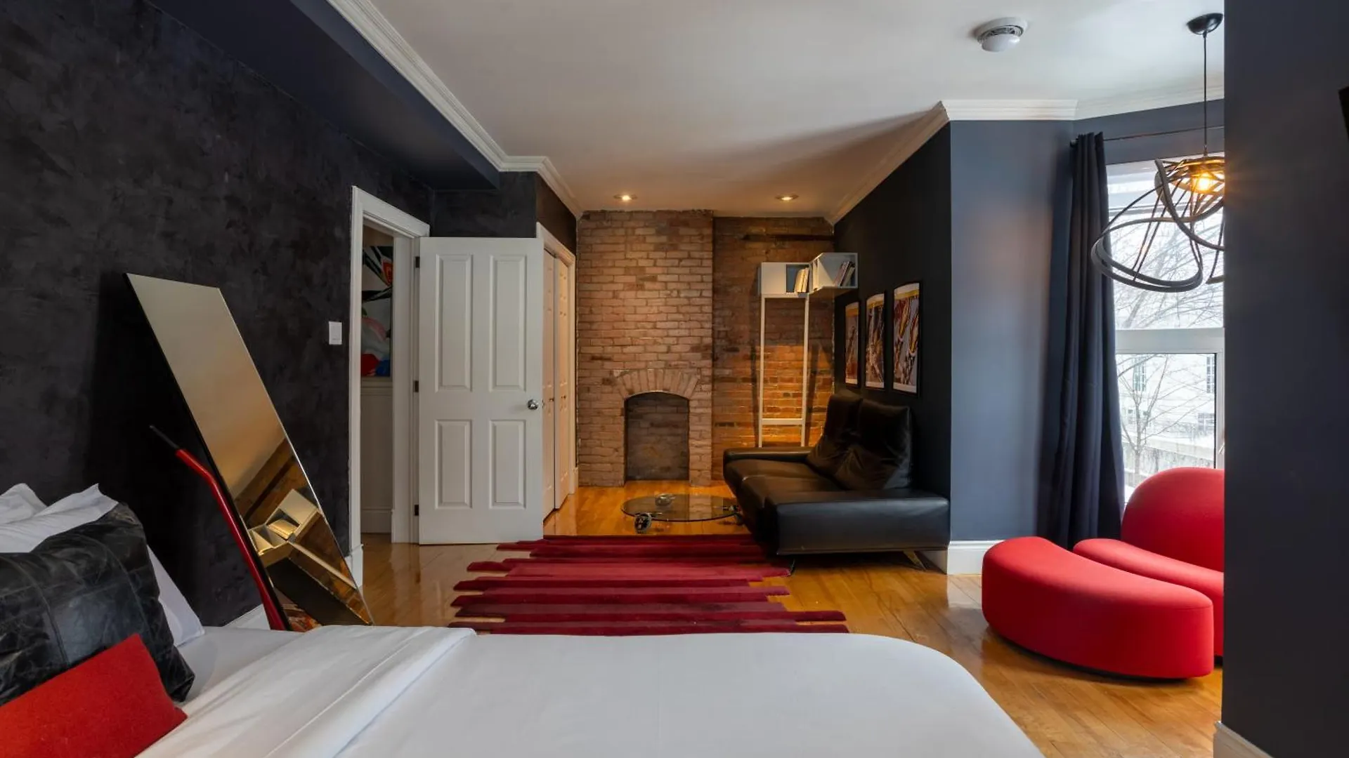 Holiday home Downtown Retreat With Modern Comfort Zf6 Montreal Canada