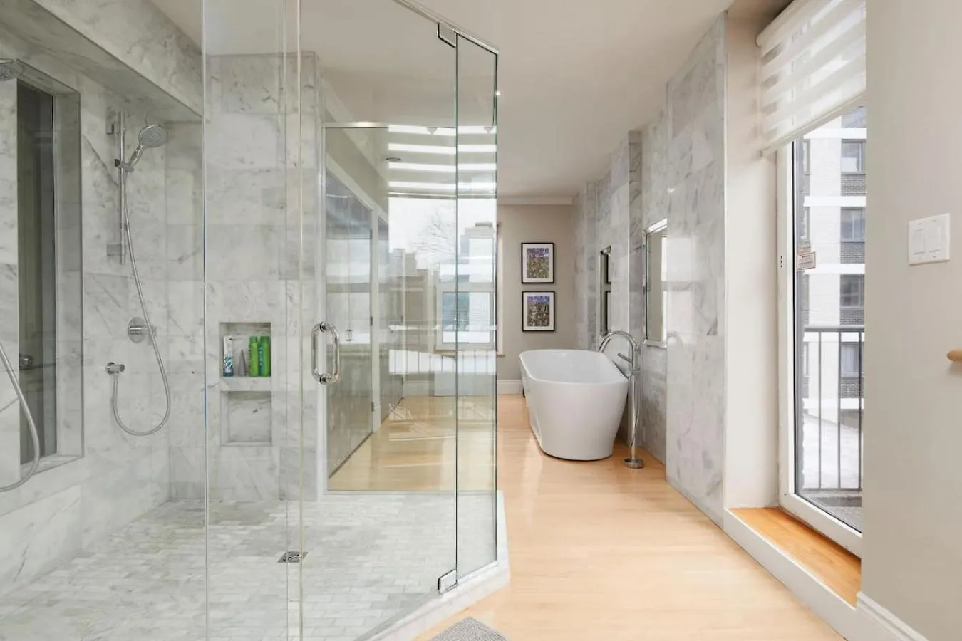 Holiday home Downtown Retreat With Modern Comfort Zf6 Montreal