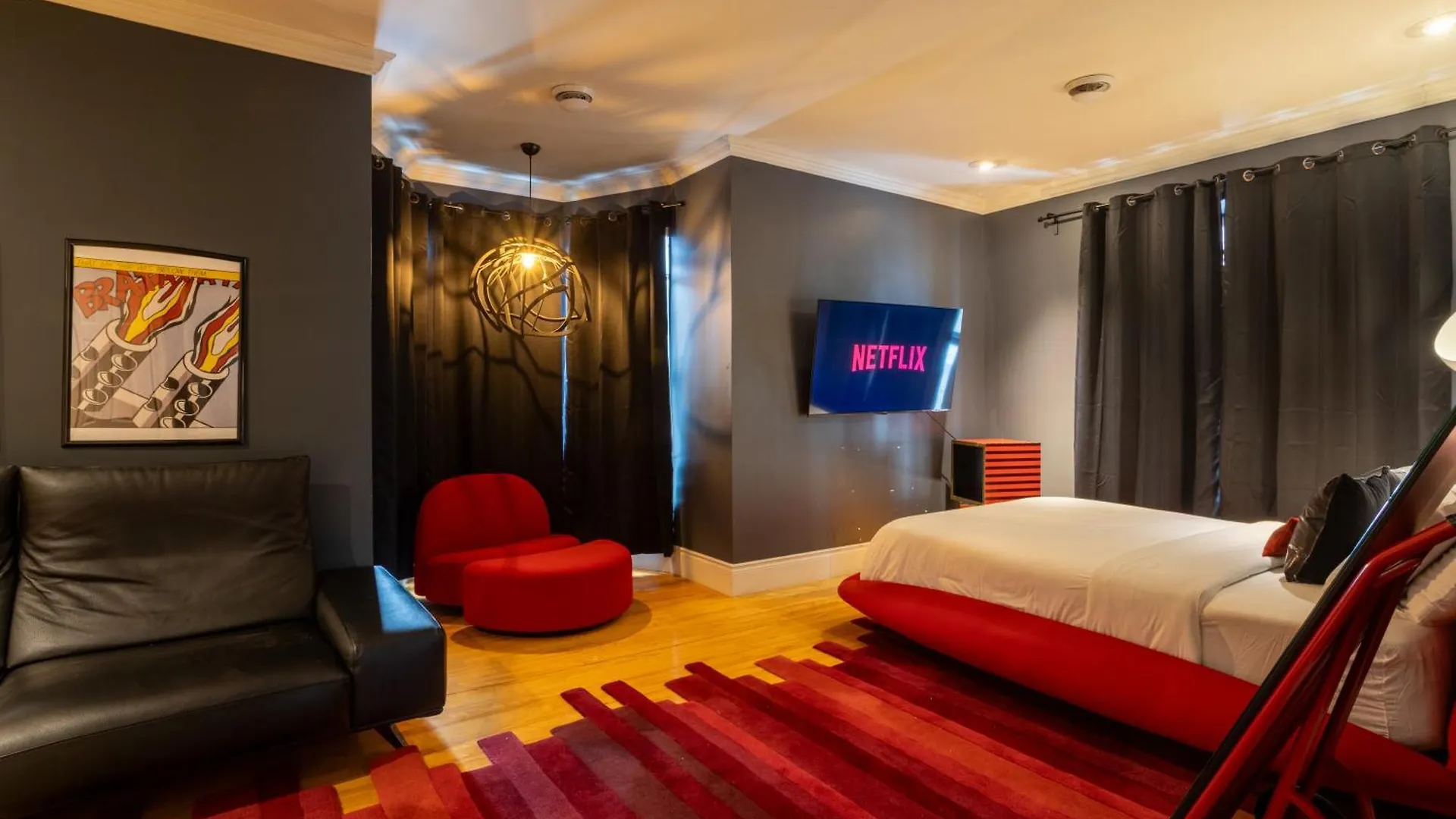 Holiday home Downtown Retreat With Modern Comfort Zf6 Montreal