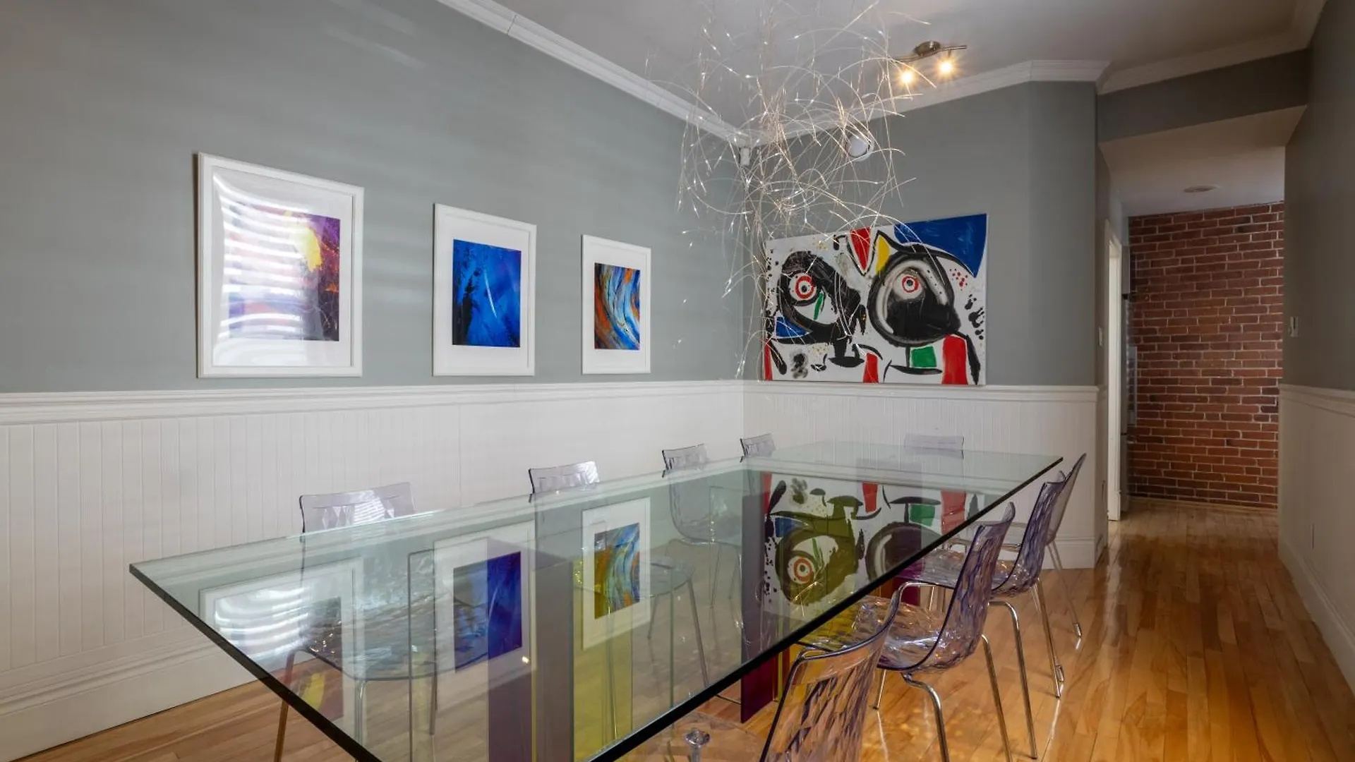 Downtown Retreat With Modern Comfort Zf6 Montreal Holiday home