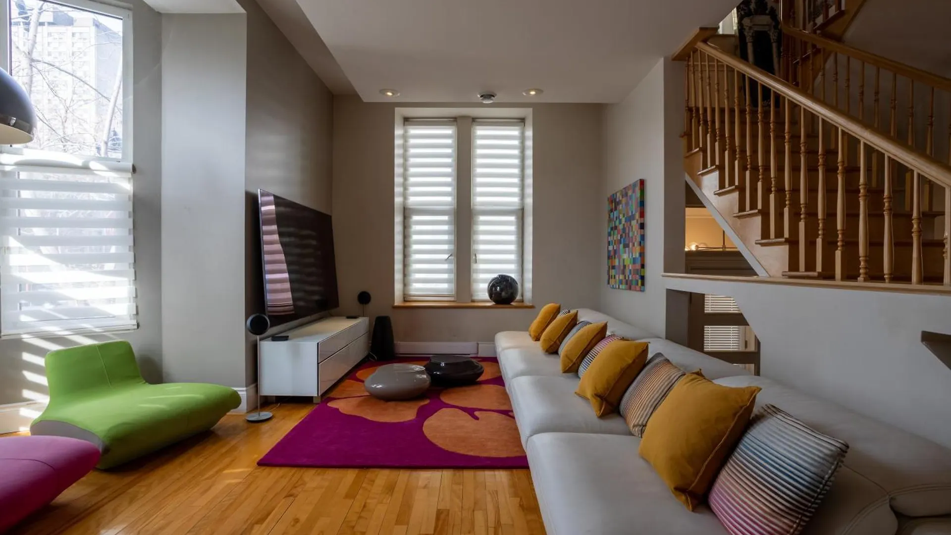 Downtown Retreat With Modern Comfort Zf6 Montreal Holiday home