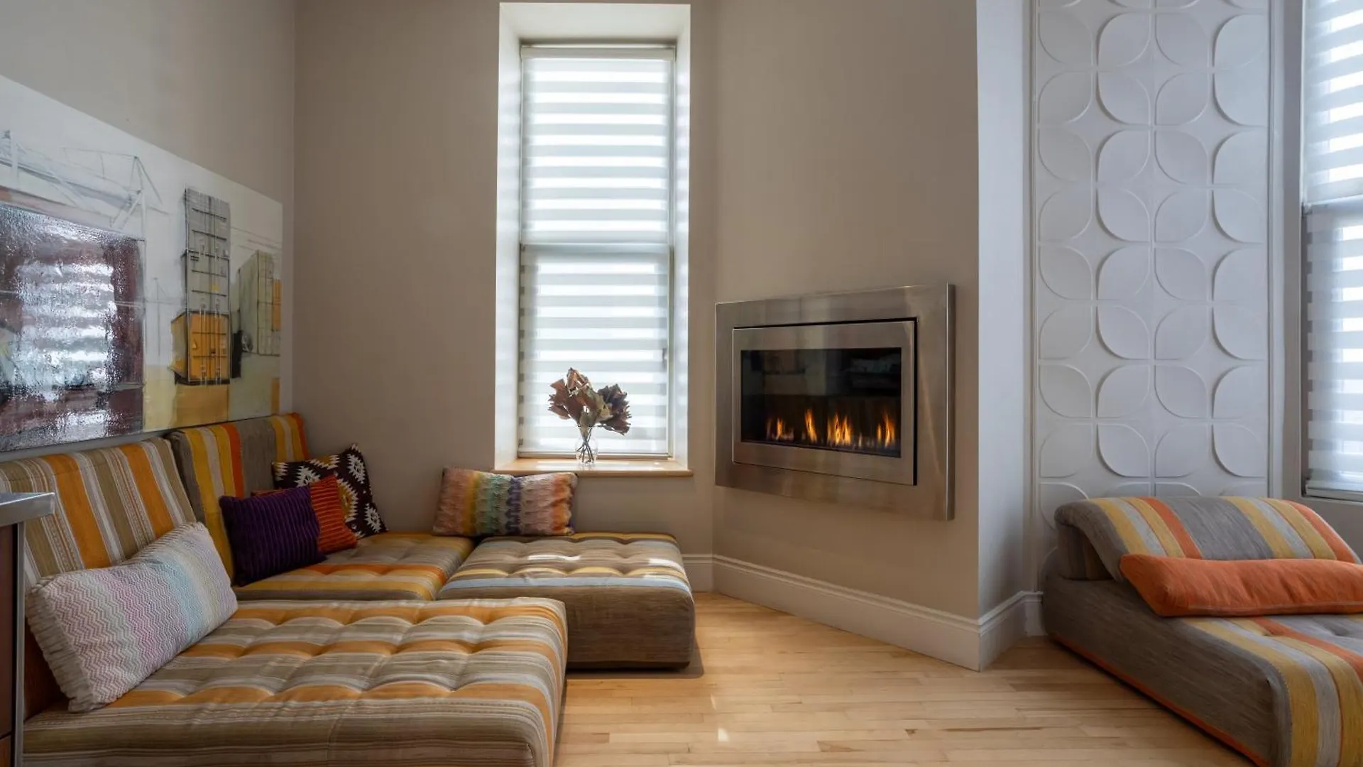 Holiday home Downtown Retreat With Modern Comfort Zf6 Montreal