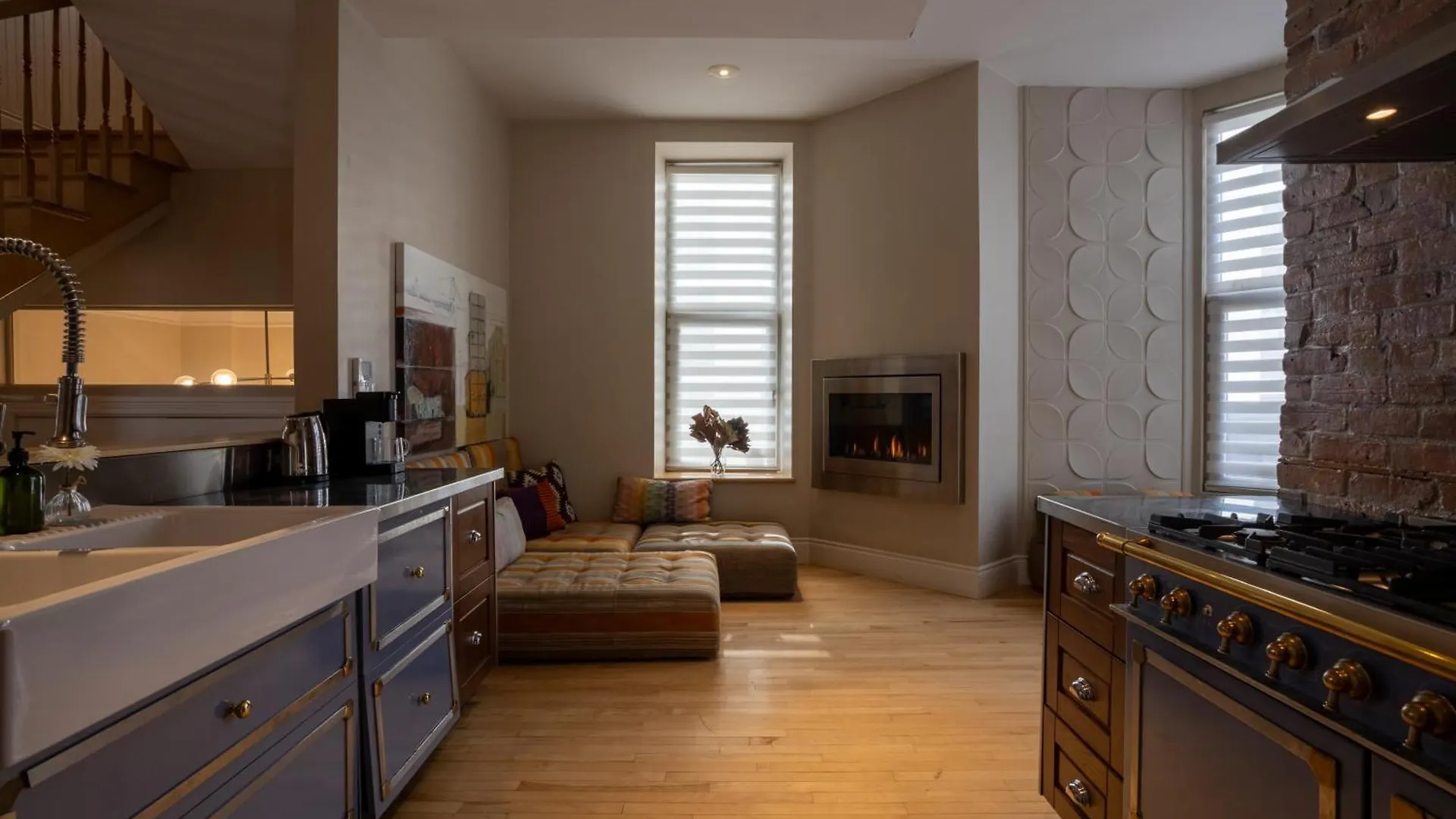 Holiday home Downtown Retreat With Modern Comfort Zf6 Montreal