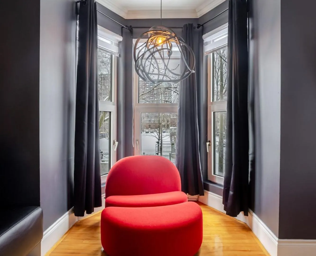 Downtown Retreat With Modern Comfort Montreal Kanada