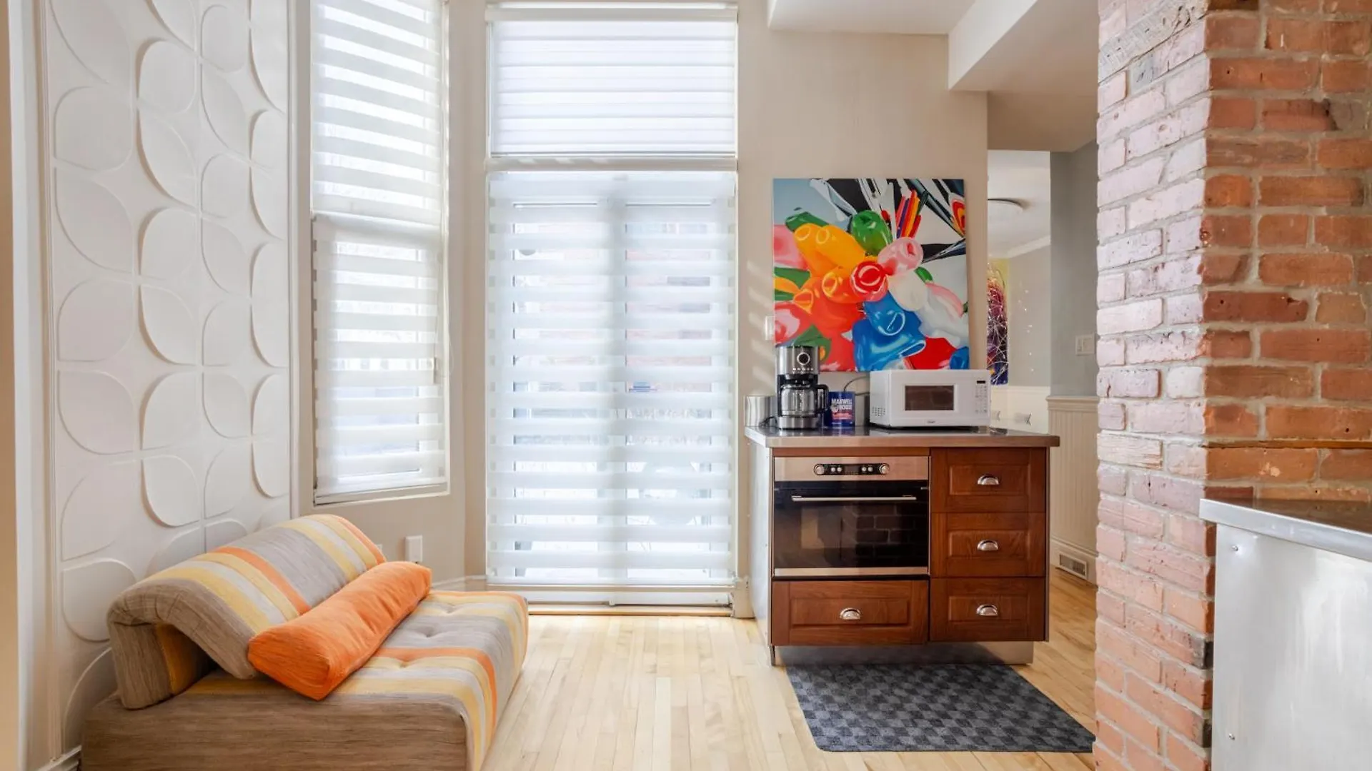 Downtown Retreat With Modern Comfort Montreal 0*,